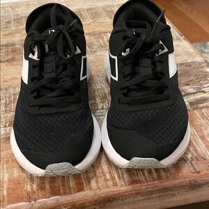 Diadora Women’s Mythos Vigore 3